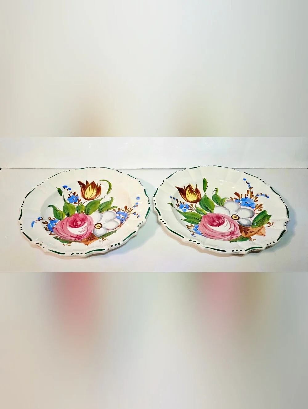 Italian Renaissance Revival Nove Rose Bowl 9.5